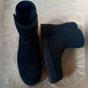 UGG Short Boots!